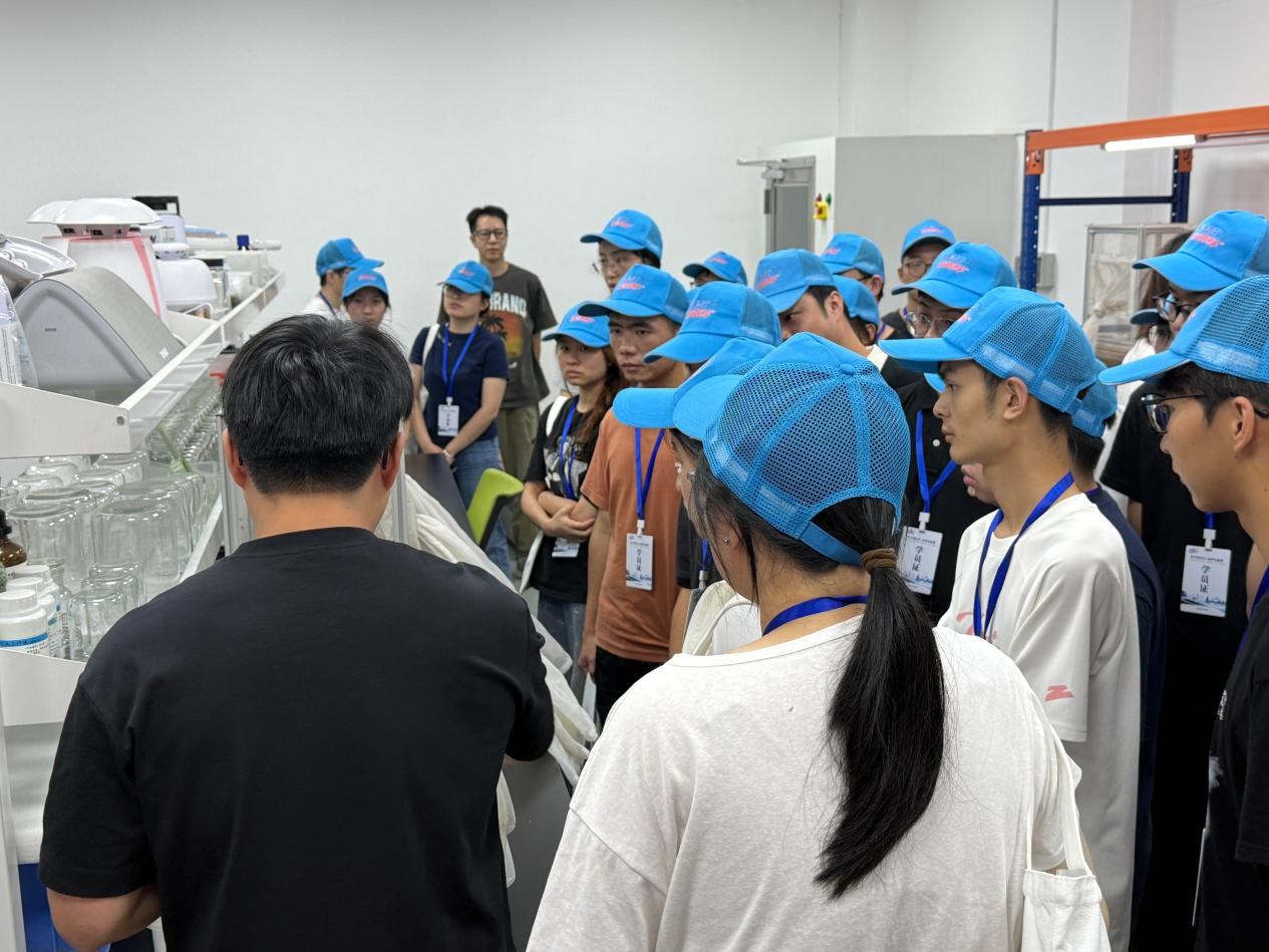 黔东南州2026年高校毕业生“就业直通车”(二期)活动顺利结束 黔东南州2026年高校毕业生“就业直通车”(二期)活动顺利结束