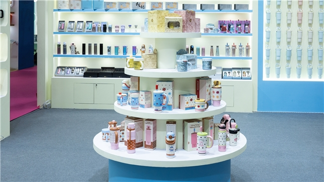 第34届深圳礼品展,物生物以场景化市集呈现钛杯与原创新品 第34届深圳礼品展,物生物以场景化市集呈现钛杯与原创新品