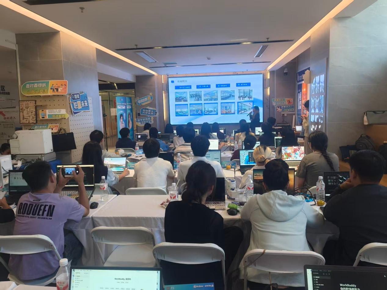 5天，零基础学员带走一部“自己的漫剧”！云岩区AIGC漫剧训练营收官，结业即推岗
